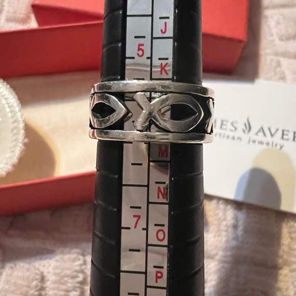 Retired James Avery Ichthus ring - Picture 9 of 9
